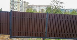 Купить распашные ворота из штакетника Красноуфимск, цена от 2738 руб.