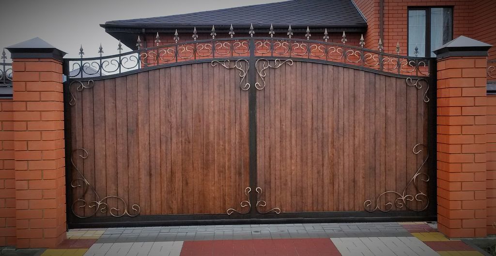Купить простые ворота для дома: советы по выбору, установке и уходу в Красноуфимске от 33060 руб | ВоротМастер-Крф